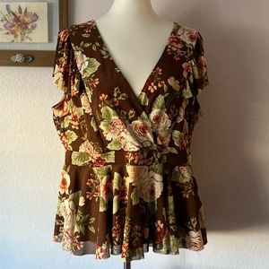 ⚡️Torrid Size: 2x Ruffle sleeve babydoll top⚡️